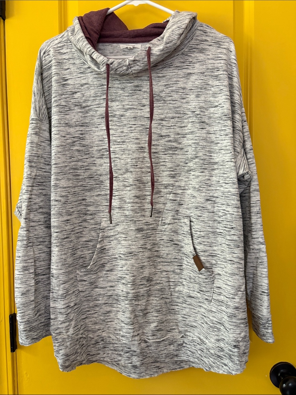 Women’s Maurices Marled Gray Pullover Hoodie with Contrast Hood